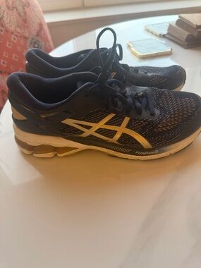 ASICS Flytefoam Duomax Navy and Cream Women's Running Sneakers - Barely worn